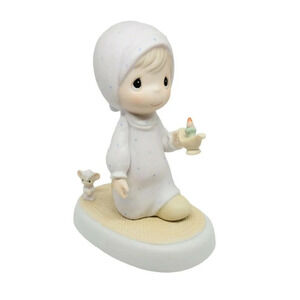 PRECIOUS MOMENTS FIGURINES "Jesus is the light that Shines" Child in Pajamas